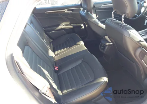 2013 Ford Fusion Se z USA, uszkodzony, nr VIN 3FA6P0HR0DR154583